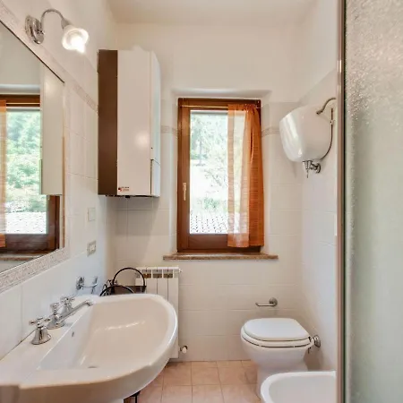 Vakantiehuis In With Pool & Nature *