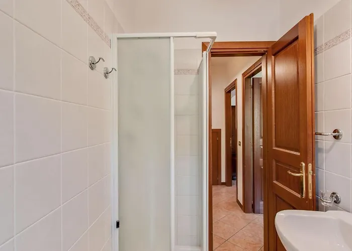 In With Pool & Nature