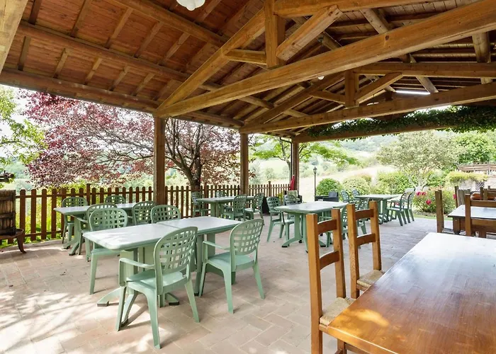 In With Pool & Nature *